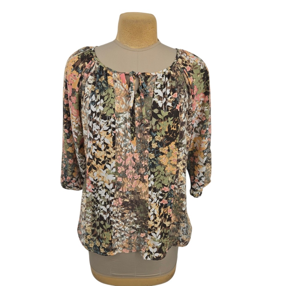 Fig and Flower Blouse Women Large Floral Lace 3/4 Sleeve Tie Neck Peasant Top